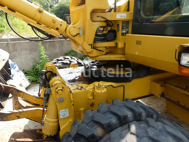 Graafmachine op wielen komatsu pw 98 mr - afbeelding 9 van  23