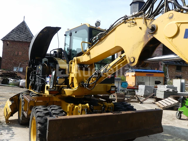 Graafmachine op wielen komatsu pw 98 mr - afbeelding 21 van  23
