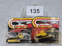 Graafmachines 2 stuks - afbeelding 1 van  3