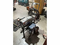 Graco platinum ultra max ii 795 mobiele airless verfspuitmachine - afbeelding 6 van  8