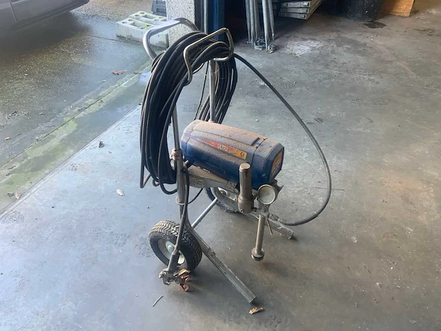 Graco ultra max 695 mobiele verfspuit - afbeelding 3 van  7
