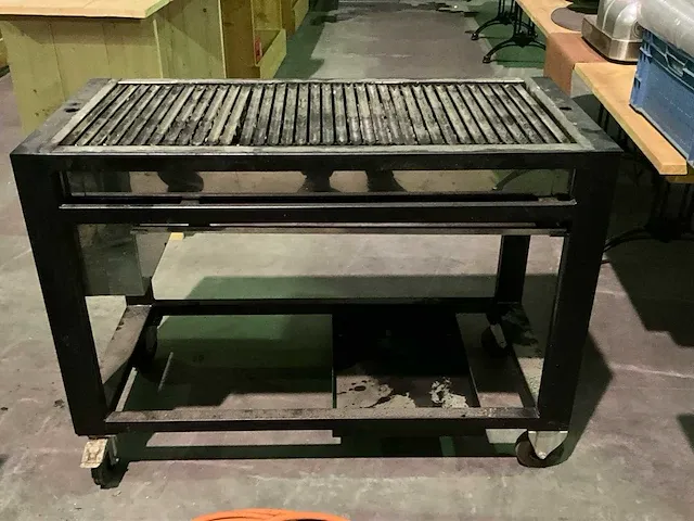 Grafen europa 3 gas bbq - afbeelding 1 van  4