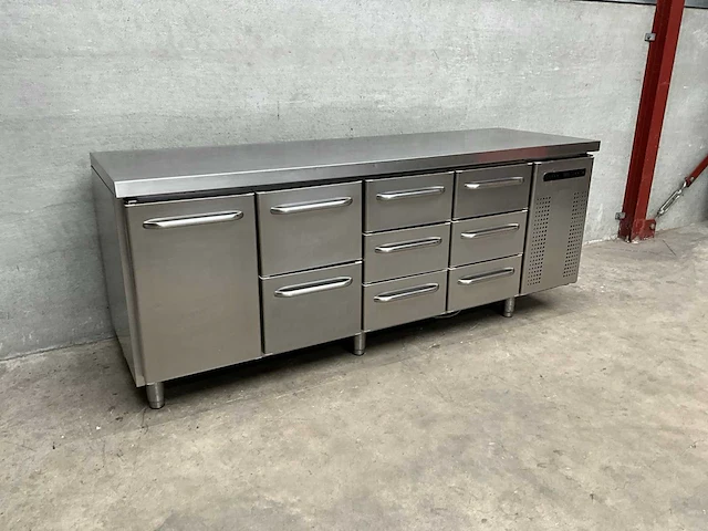 Gram - koelwerkbank - afbeelding 1 van  6