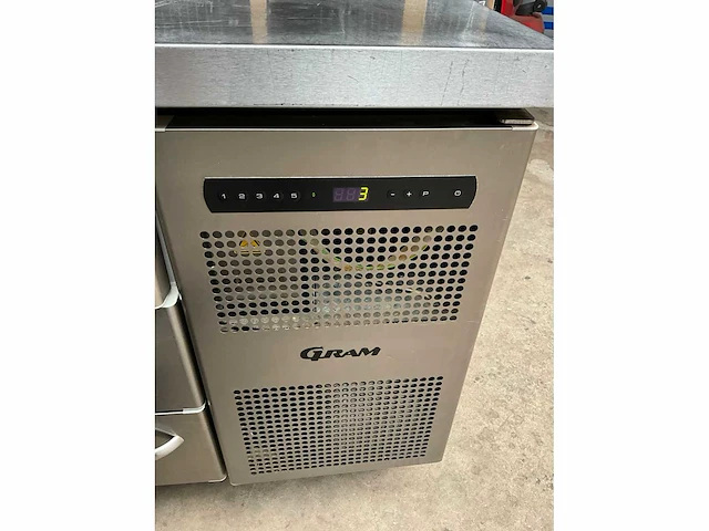 Gram - koelwerkbank - afbeelding 6 van  6