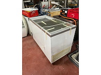 Gram - vrieskist - afbeelding 1 van  3