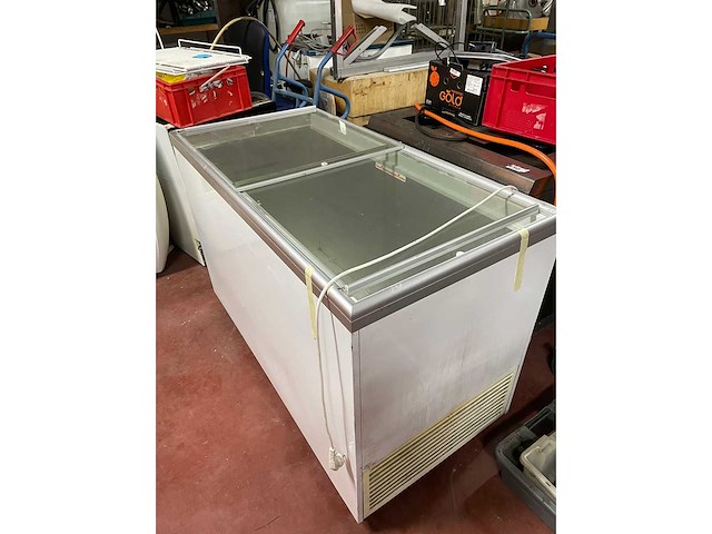 Gram - vrieskist - afbeelding 2 van  3