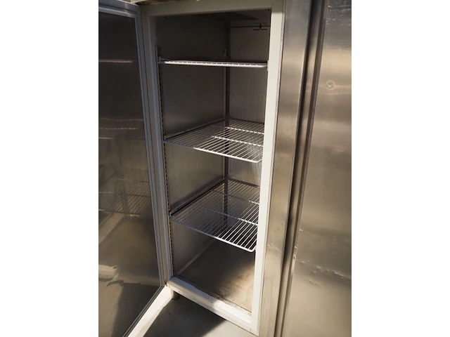 Gram - afbeelding 4 van  8