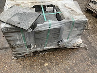 Graniet ca 18 m2 - afbeelding 2 van  3