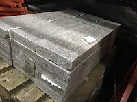 Granieten zwembadboord traptrede boordsteen 50 lm - afbeelding 1 van  3