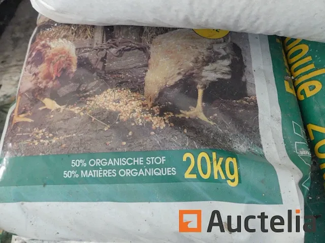 Granulaat met kippenmest, vermiculiet - afbeelding 3 van  4