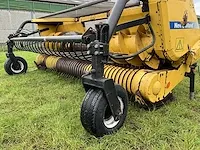 Gras pickup new holland hakselaar - afbeelding 3 van  16