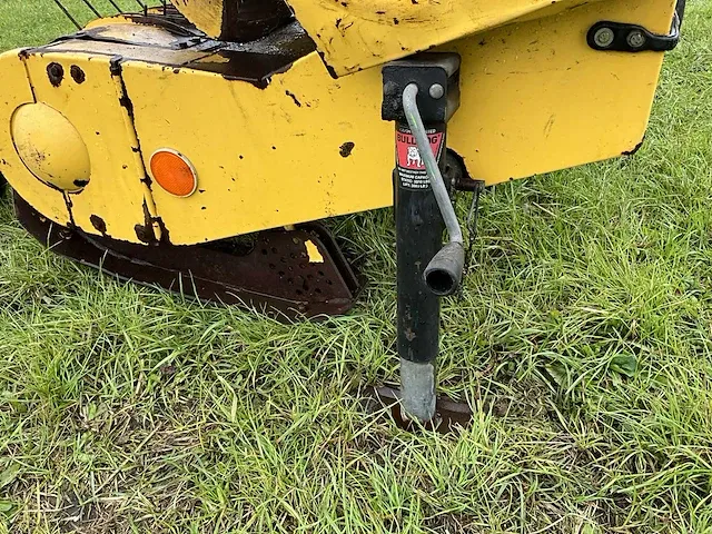 Gras pickup new holland hakselaar - afbeelding 5 van  16