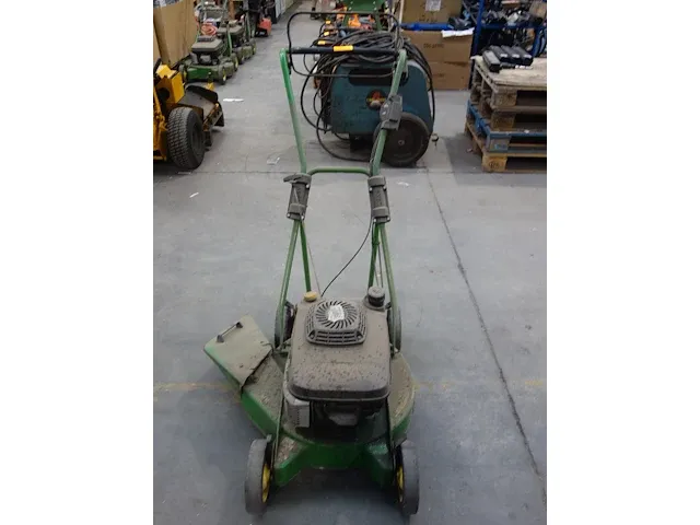 Grasmaaier john deere - afbeelding 3 van  4