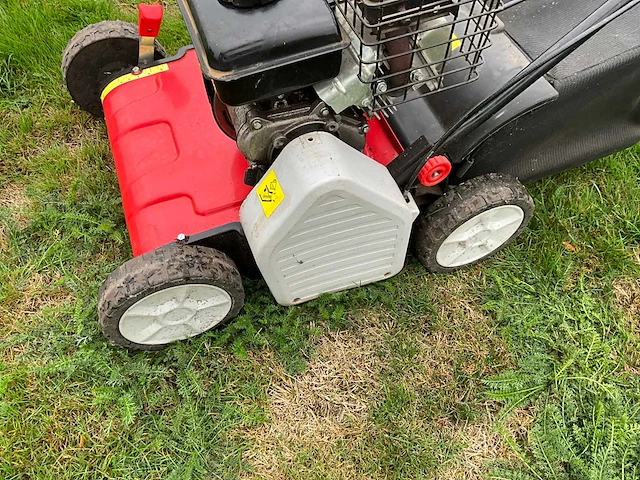 Grasmaaier + verticuteermachine (2x) - afbeelding 5 van  14