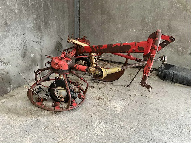 Grasoogst hooikeerder - afbeelding 1 van  8
