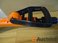 Grastrimmer draadloos 18 v black&decker stc1840e - afbeelding 3 van  6