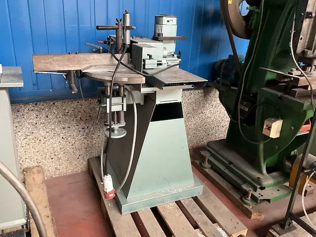 Graule akf 6/250 freesmachine - afbeelding 2 van  9
