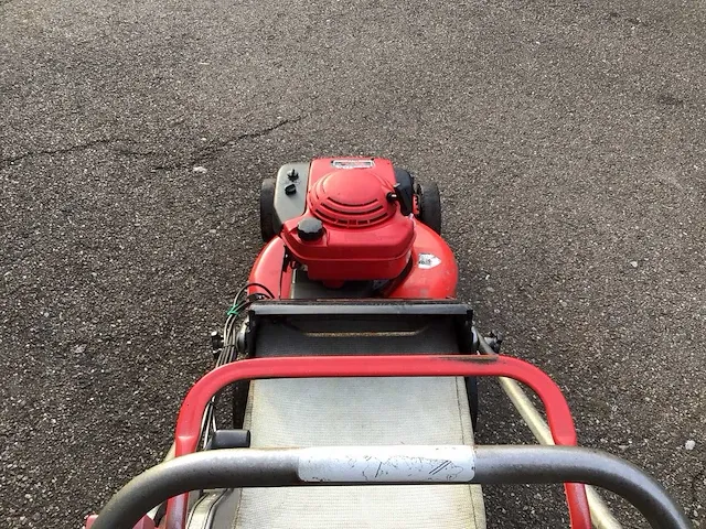 Green technologie/honda gt 530 grasmaaier - afbeelding 5 van  5