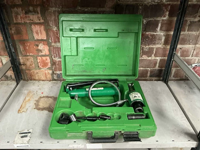 Greenlee 7646 hydraulische pers - afbeelding 1 van  3