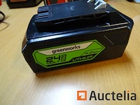 Greenworks 24 v 4 ah lithiumbatterij - afbeelding 4 van  6