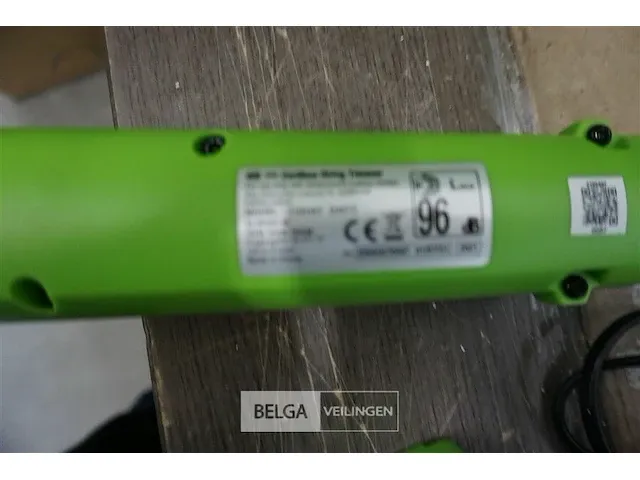 Greenworks 40v accu grastrimmer met 40v batterij en 40v acculader - afbeelding 3 van  3