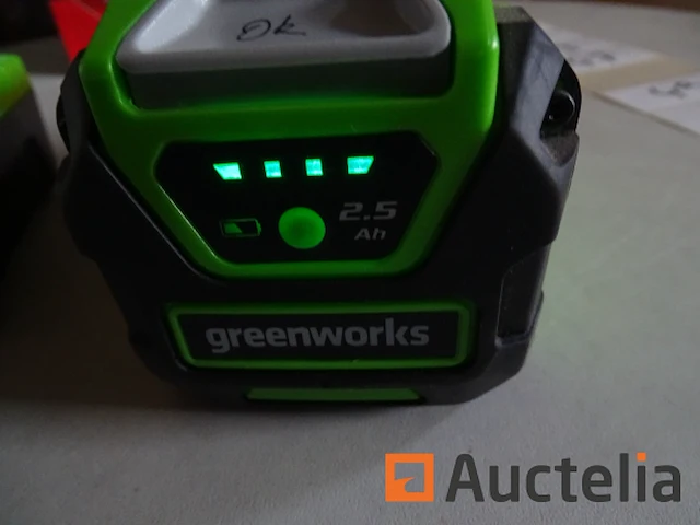 Greenworks caf813 lader en baf722 accu - afbeelding 3 van  4