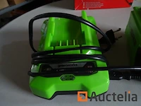 Greenworks caf813 lader en baf722 accu - afbeelding 4 van  4