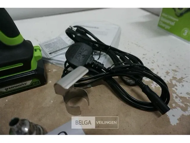 Greenworks g24hg accu heteluchtpistool met 24v batterij en 24v acculader - afbeelding 2 van  4