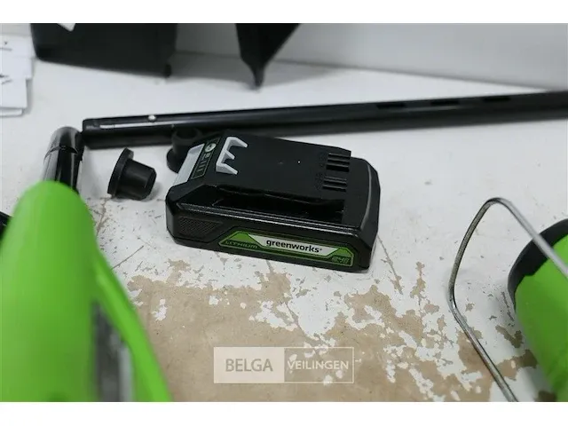 Greenworks g24lt25k2 accu grastrimmer met 24v batterij en 24v acculader - afbeelding 4 van  8