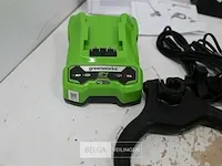 Greenworks g24lt25k2 accu grastrimmer met 24v batterij en 24v acculader - afbeelding 5 van  8