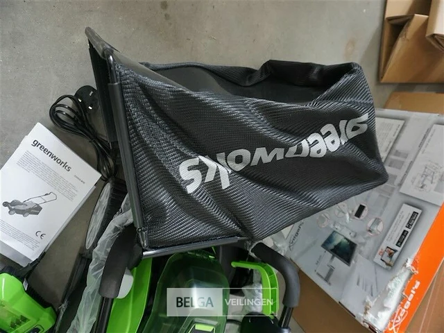 Greenworks g24x2lm36k2x draadloze accu grasmaaier incl. 2x 24 volt 2.0ah accu en lader - afbeelding 2 van  6