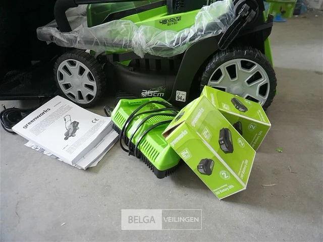 Greenworks g24x2lm36k2x draadloze accu grasmaaier incl. 2x 24 volt 2.0ah accu en lader - afbeelding 3 van  6