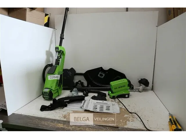 Greenworks gd40bck2x accu bosmaaier met 2x 40v batterij en 40v acculader - afbeelding 1 van  13