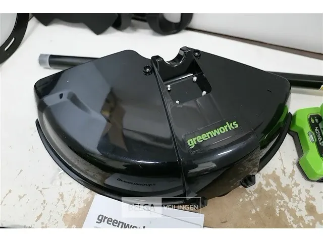 Greenworks gd40bck2x accu bosmaaier met 2x 40v batterij en 40v acculader - afbeelding 7 van  13