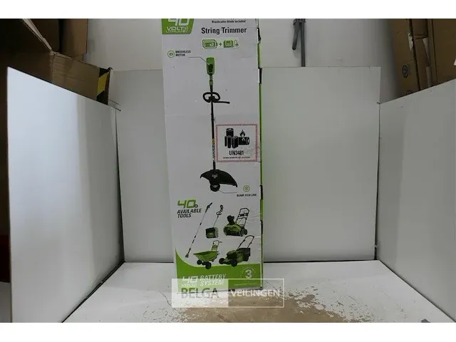Greenworks gd40bck2x accu bosmaaier met 2x 40v batterij en 40v acculader - afbeelding 9 van  13