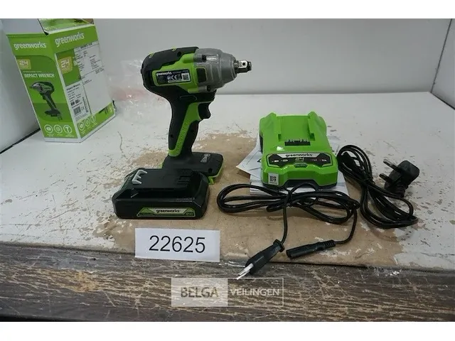 Greenworks impact driver accu slagmoersleutel met 24v batterij en 24v acculader - afbeelding 1 van  3