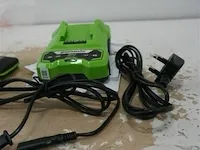 Greenworks impact driver accu slagmoersleutel met 24v batterij en 24v acculader - afbeelding 2 van  3