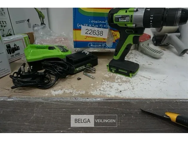 Greenworks impact driver accu slagmoersleutel met 24v batterij en 24v acculader - afbeelding 1 van  3
