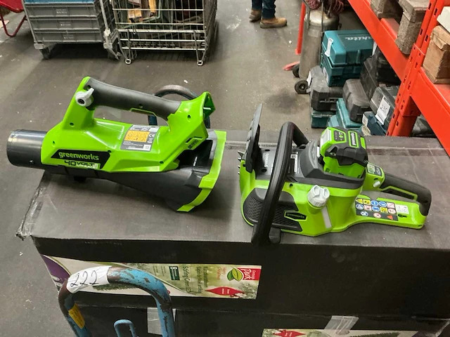 Greenworks kettingzaag en bladblazer - afbeelding 1 van  8