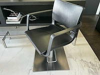 Greiner kapsalon stoelen en inrichting - afbeelding 4 van  14