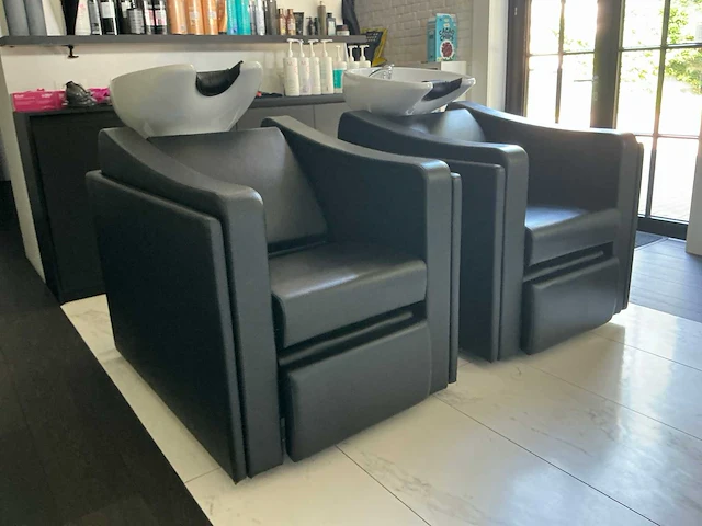 Greiner variolore wastafels met massagestoelen (2x) - afbeelding 1 van  16