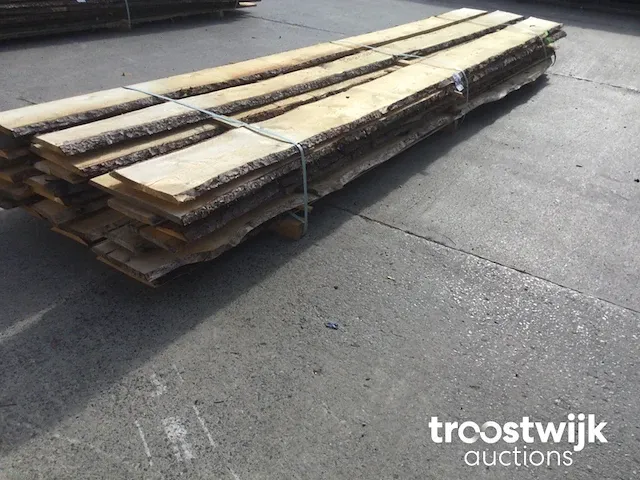 Grenen dakbeschot of verticale beplanking - afbeelding 1 van  7