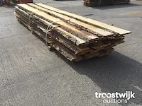 Grenen dakbeschot of verticale beplanking