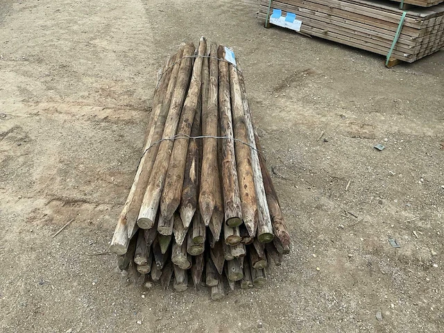 Grenen geïmpregneerde geschilde paal 7x170 tuinpalen (50x) - afbeelding 3 van  3