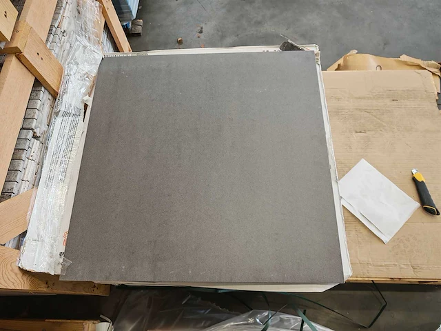 Grespor minos vulcanic mat 60x60 cm tegel 11,77 m² - afbeelding 3 van  7