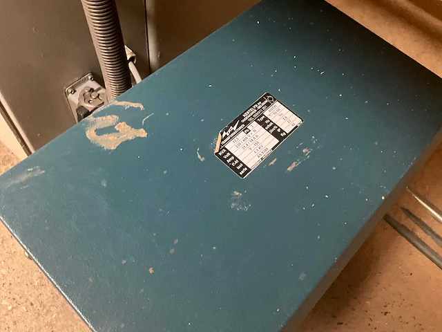 Griggio s.p.a tornado - paneelzaagmachine met afzuiginstallatie - afbeelding 6 van  21