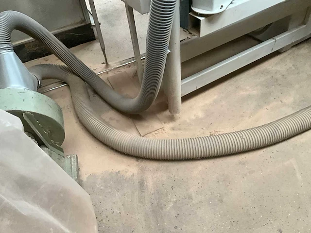 Griggio s.p.a tornado - paneelzaagmachine met afzuiginstallatie - afbeelding 11 van  21