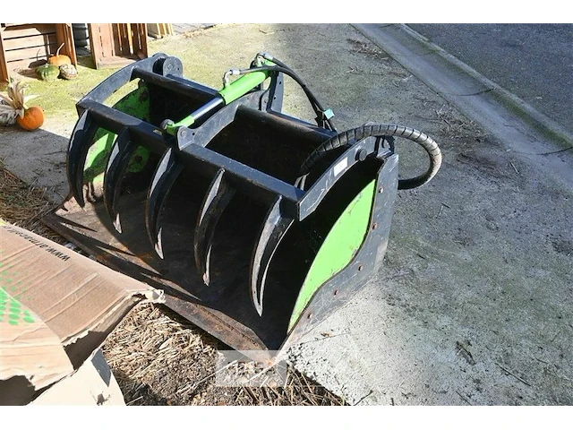 Grijp en knijpbak hydraulisch 125cm - afbeelding 1 van  3
