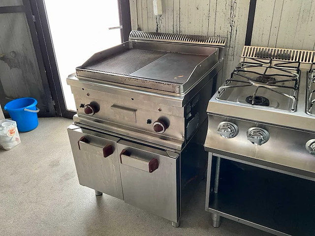 Grill en bakplaat - afbeelding 1 van  3