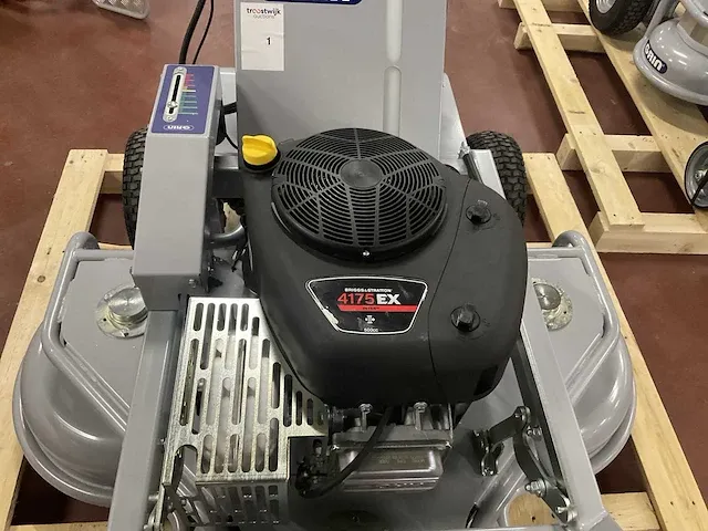 Grin xm120a professionele grasmaaier - afbeelding 7 van  10